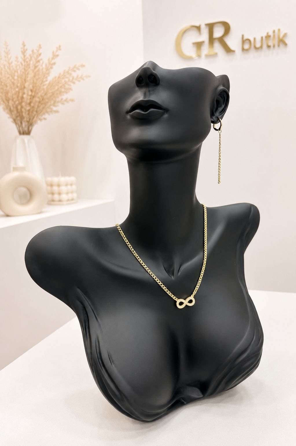 Sonsuzluk kolyesi