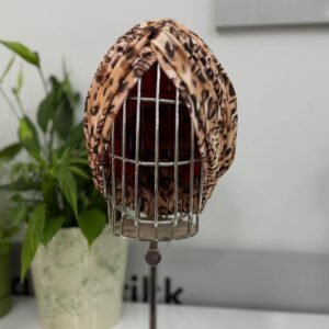 Leopar dolgulu düğüm bone - Standart, etnik
